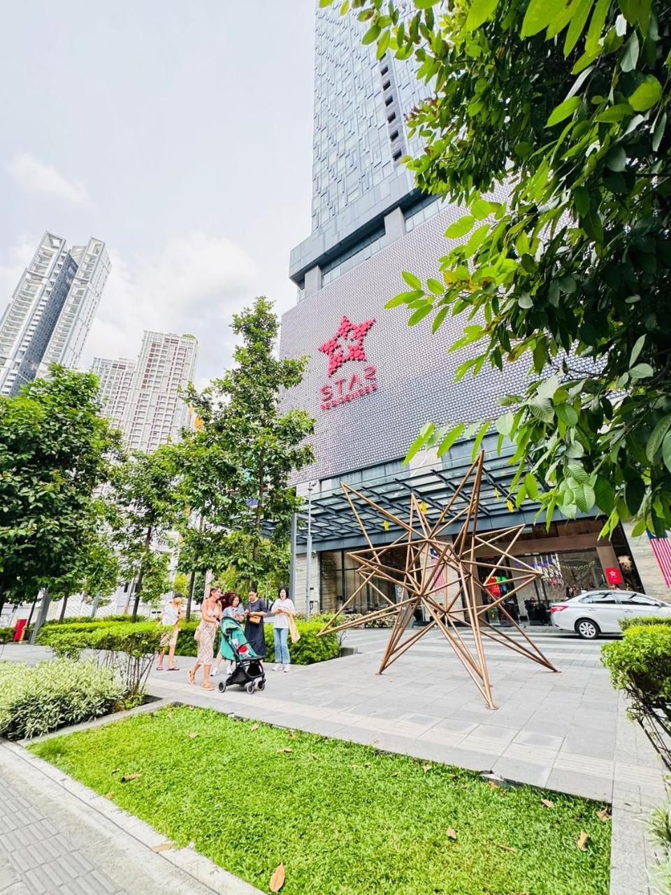 Pangsapuri Star Residences Klcc By Collective Haus *
