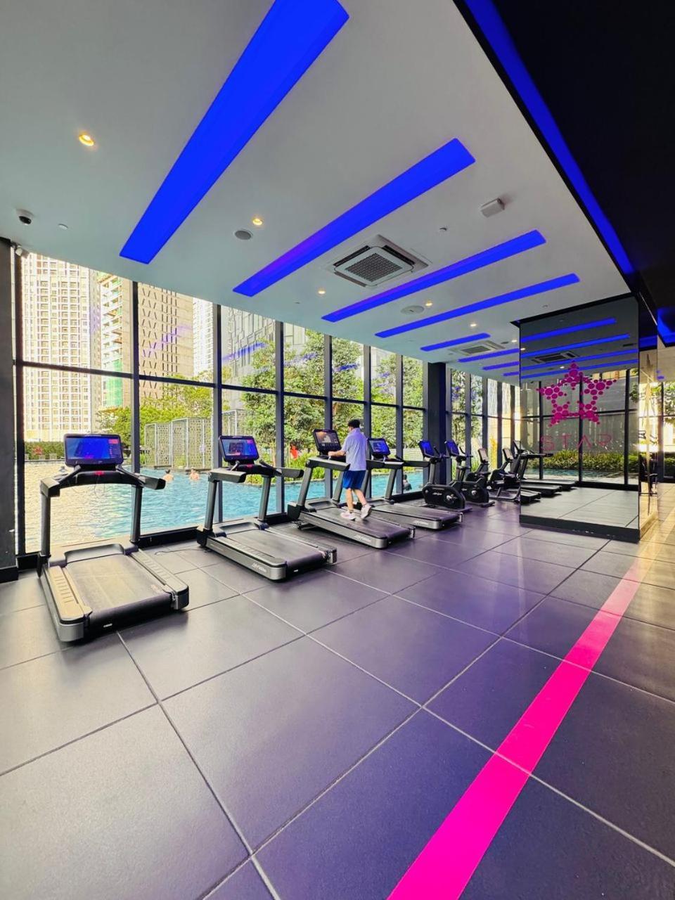 Star Residences Klcc By Collective Haus *