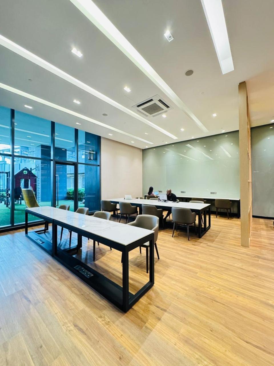 Star Residences Klcc By Collective Haus *